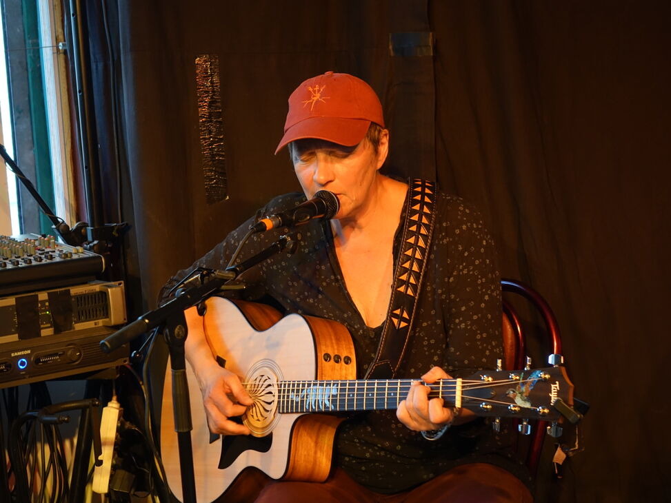 Image Inside Melting Pôtes -  Mar Todani